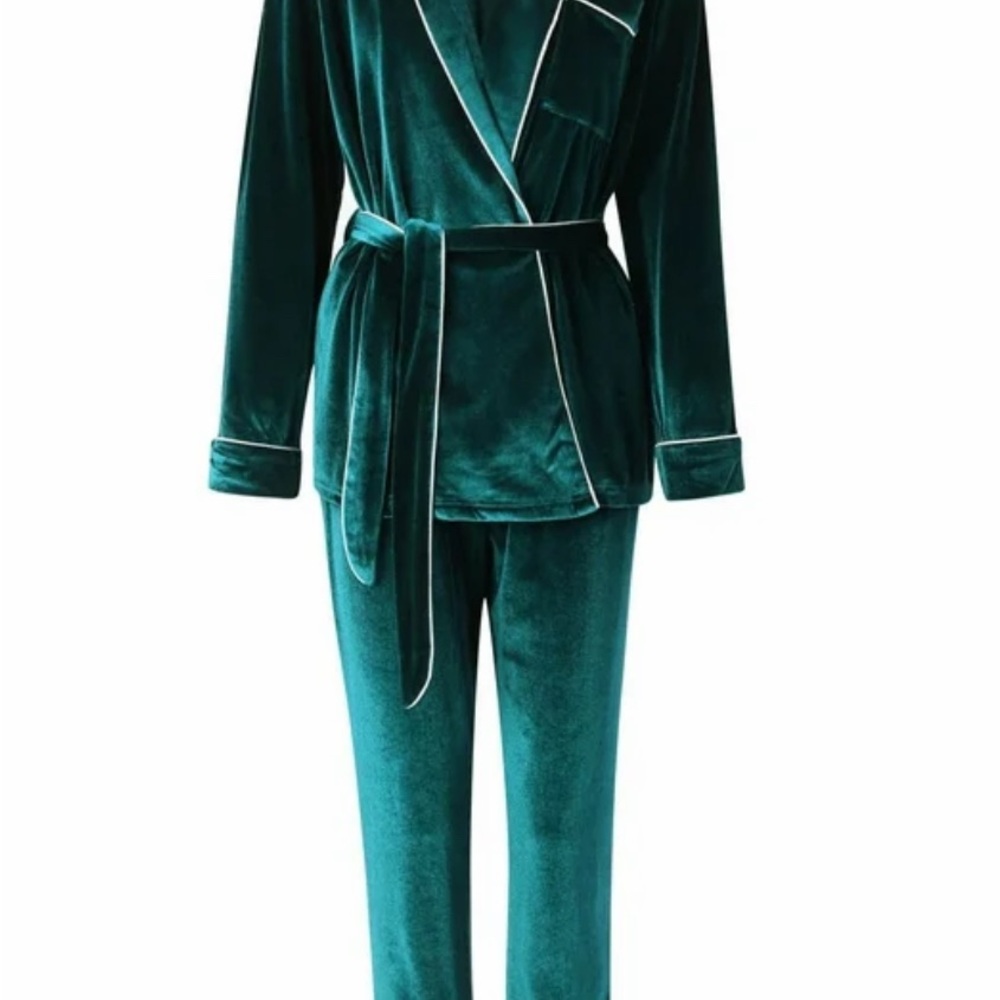 Velvet blouse and pants set